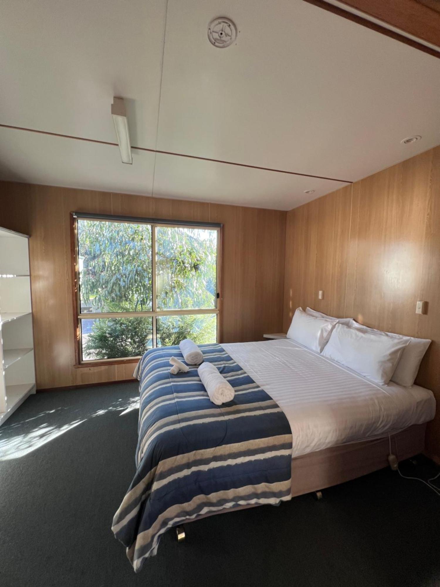 Strahan Beach Tourist Park Zimmer foto